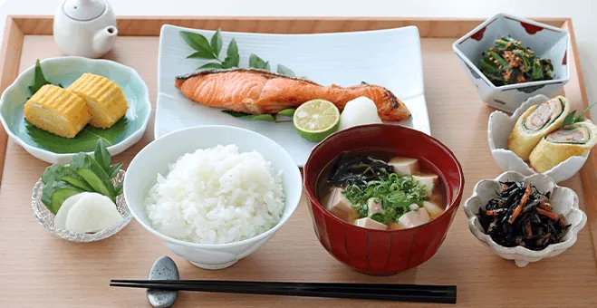 3食白米を食べる食事指導